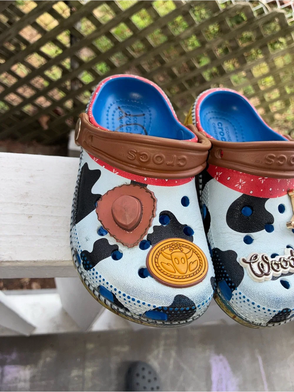 CROCS Kids Woody Cow-Print Clogs in Light Blue, Brown & Red